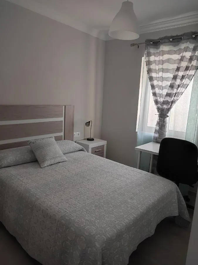 Apartmán Precioso Piso 3 Dormitorios, Aire Acondicionado Jerez De La Frontera 10 Minutos Circuito Y Feria